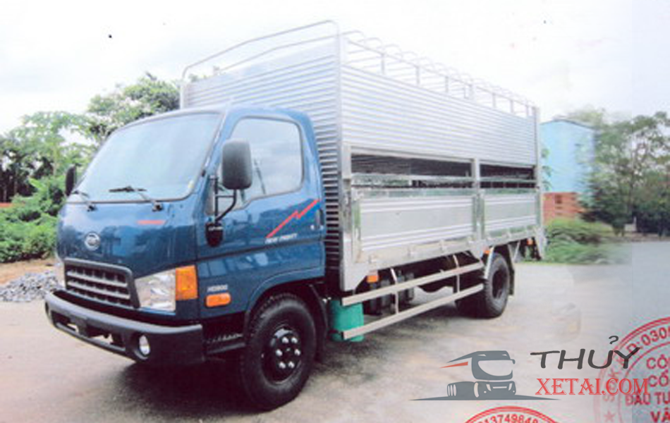 Xe tải Hyundai 7 tấn chở gia súc